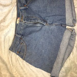 Levi’s denim shorts